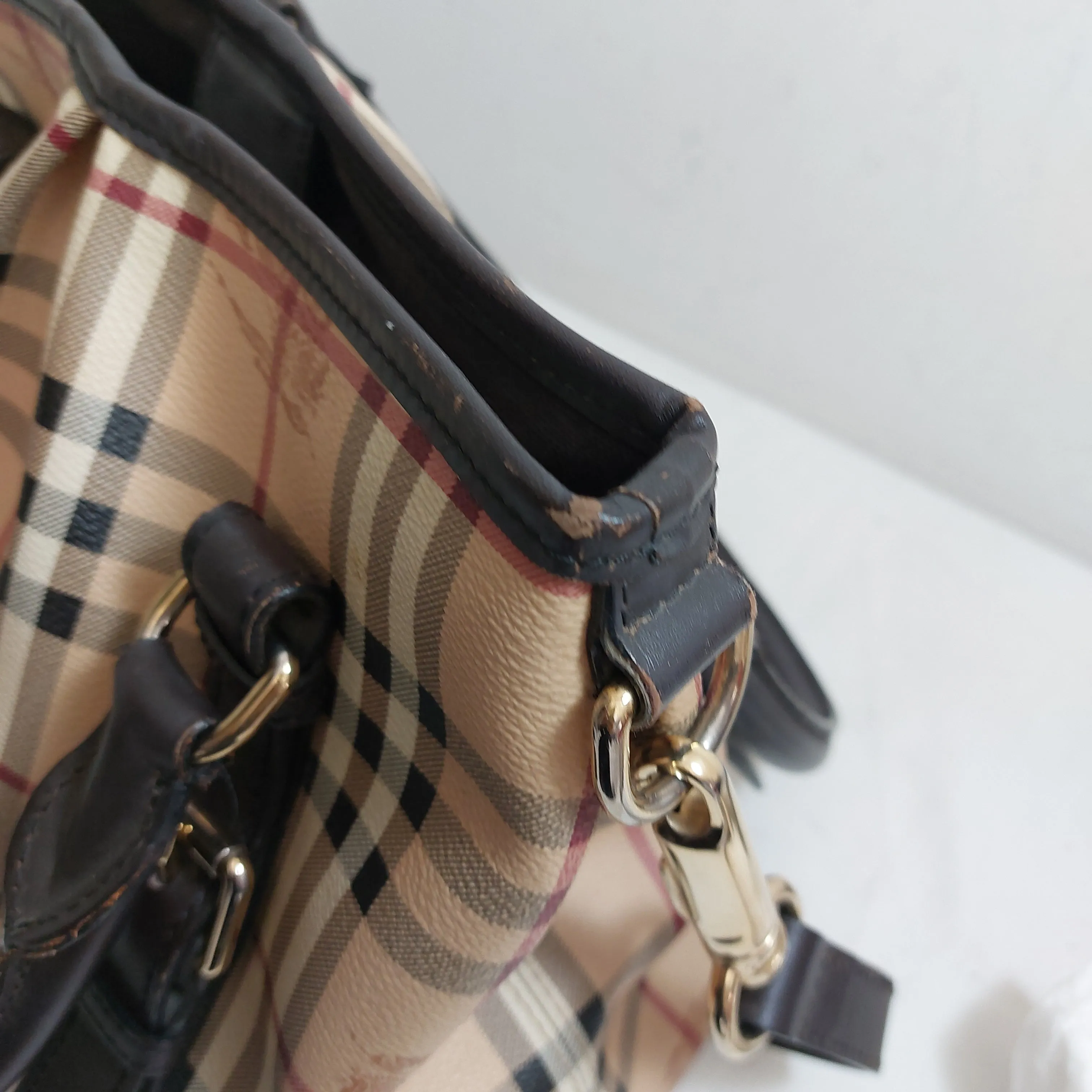 Burberry Haymarket Check and Leather Convertible Tote Bag | Pre Loved |