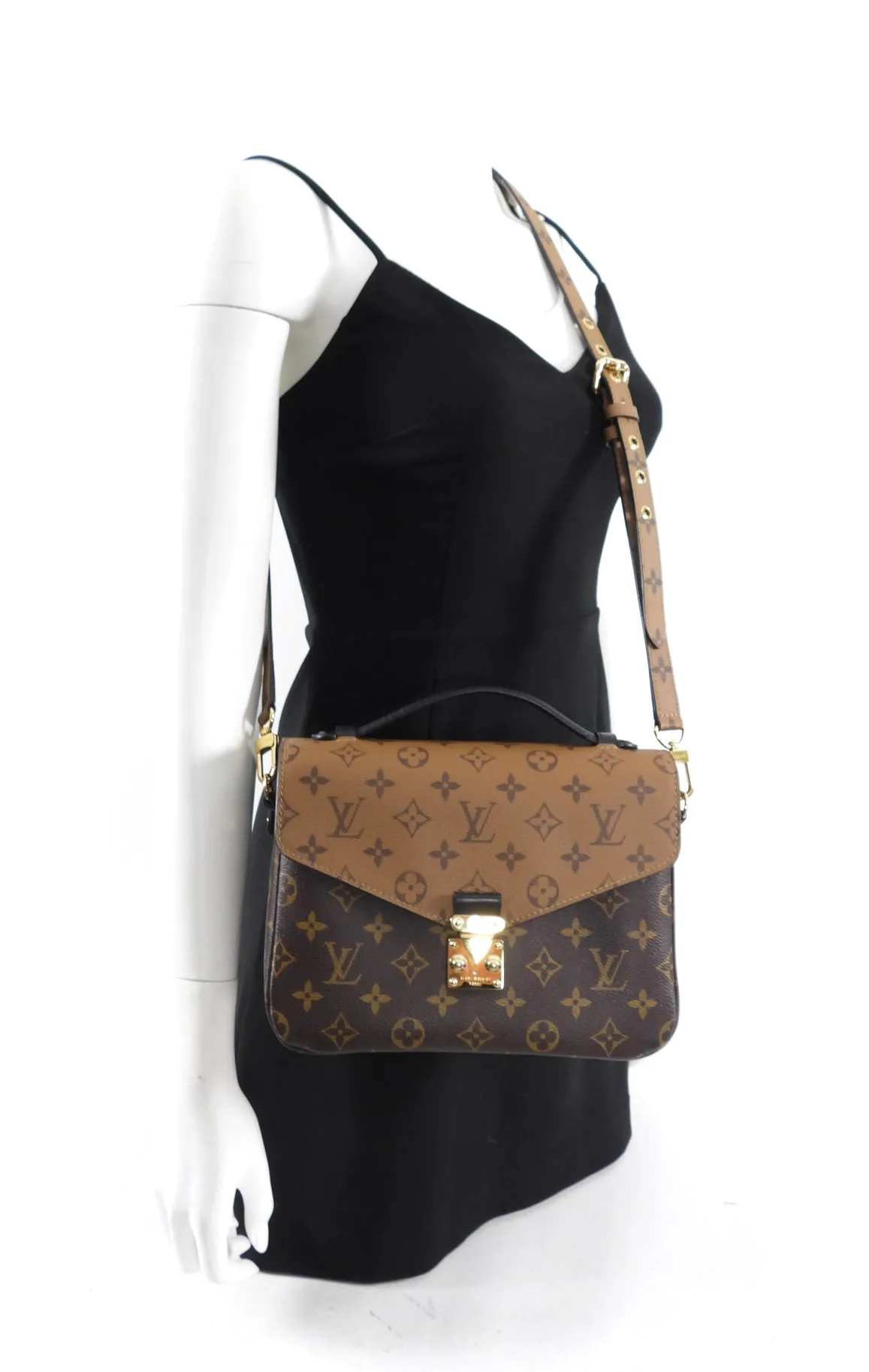 Louis Vuitton Pochette Metis Monogram Reverse Bag