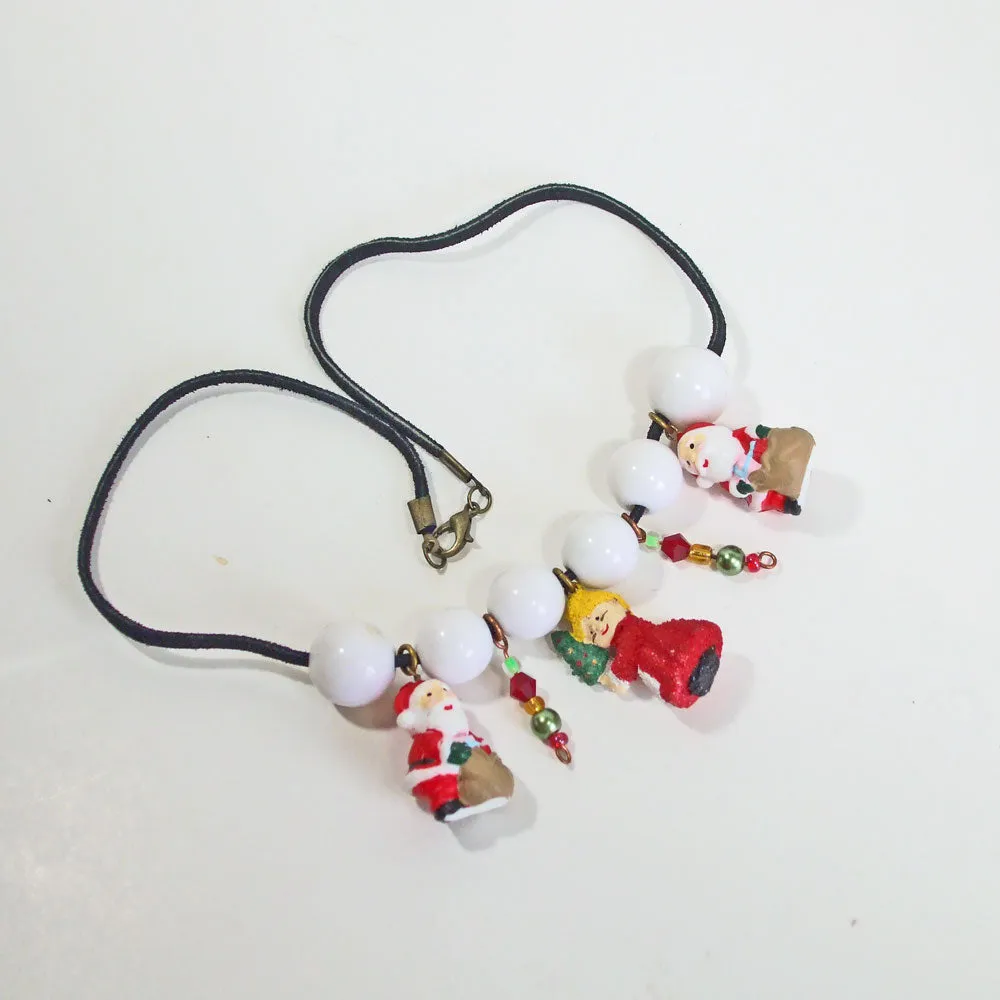 Papan, Christmas, Santa and Mrs Clause, Beaded Dangle, Necklace