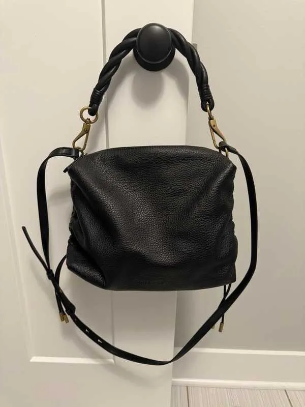 PRESTON SHOULDER/CROSSBODY BLACK LEATHER - re:vita